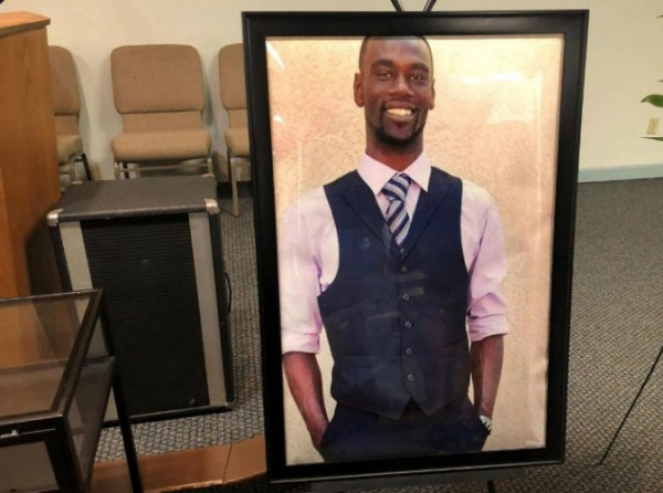 У США п'ятеро правоохоронців забили до смерті темношкірого чоловіка