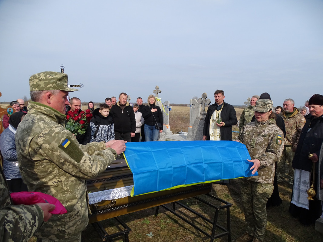Ворожий дрон обірвав життя: на Волині попрощалися з Героєм Сергієм Панасюком