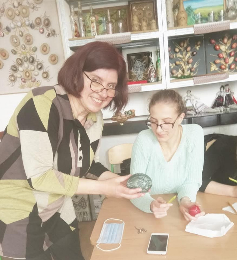 Від випадкового захоплення до виставок у Європі: шлях писанкарки з Волині Оксани Білик