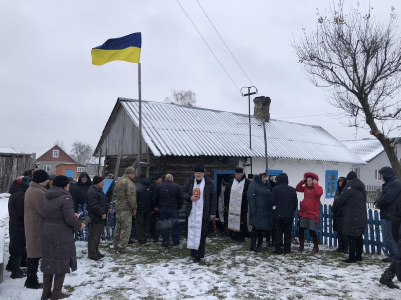 Поховали поруч з чоловіком: на Волині провели в останню путь легендарну зв’язкову УПА