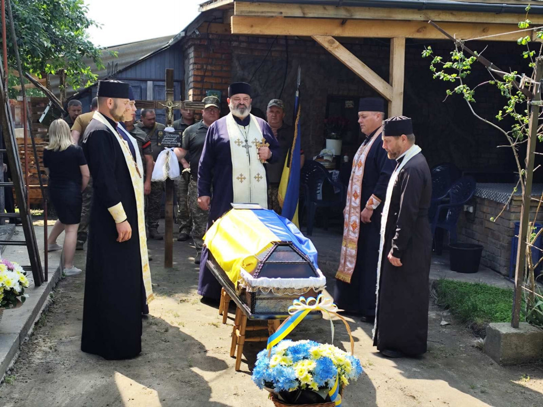 Загинув у квітні 2024 року: на Волині попрощалися із Героєм Олександром Троянчуком