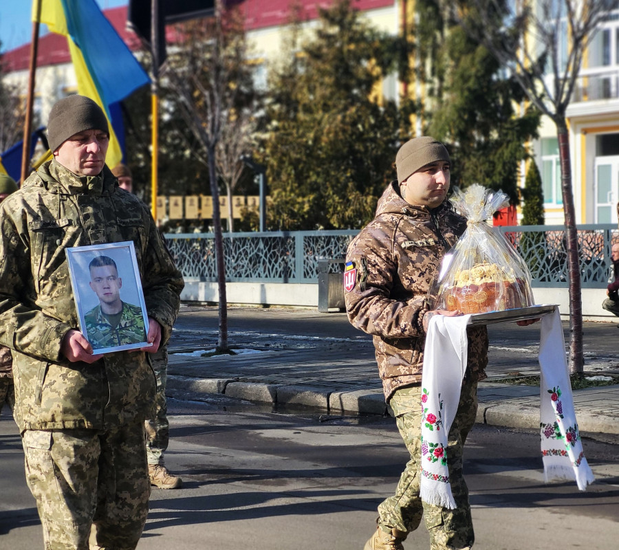 Навіки молодий: на Волині попрощалися з 22-річним Героєм Назаром Кіперчуком