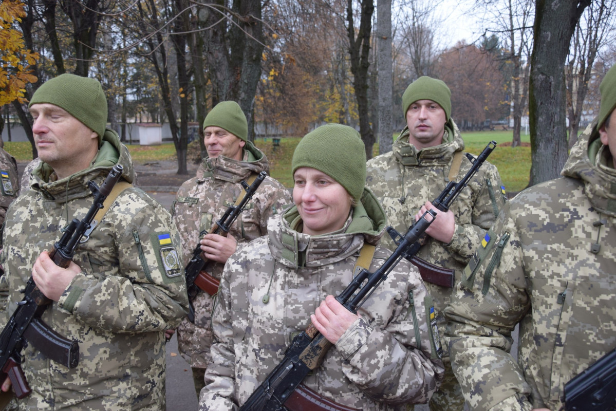 Матір п’ятьох дітей стала прикордонницею: новобранці Волині склали присягу