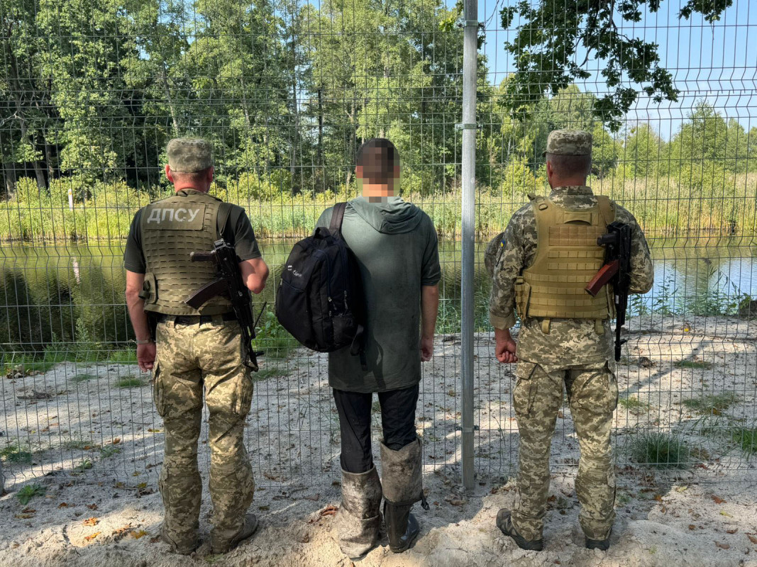 На Волині зловили двох чоловіків, які хотіли незаконно втекти за кордон
