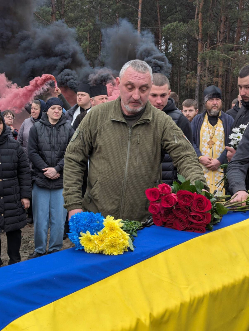 Майже два роки вважався зниклим безвісти: на Волині попрощалися з молодим захисником Дмитром Шудрою