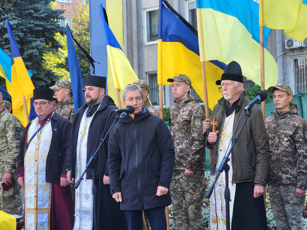 Не дочекався народження дитини: на Волині попрощались з Героєм Леонідом Семенюком