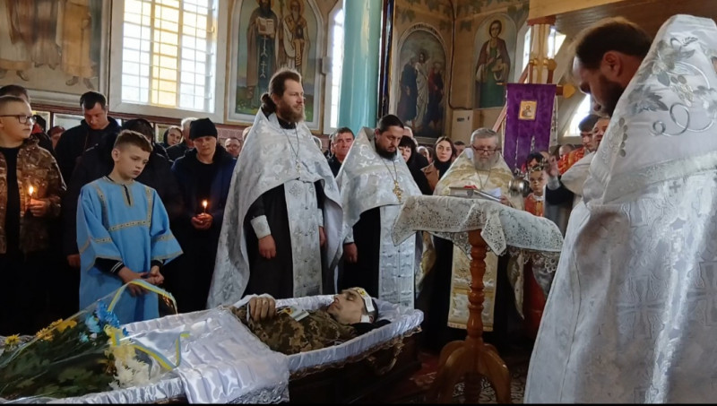 Звів дім, посадив сад, народив синів, але зовсім не набувся сім’янином: спогади про Героя з Волині Олександра Пугача