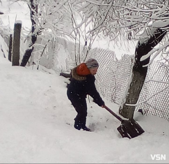 Тунелі у кучугурах та іспити морозом: спогади волинян про справжні поліські зими