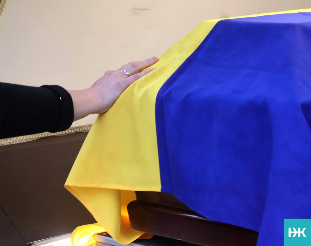 На Волині попрощалися із захисником Сергієм Клапінським, життя якого трагічно обірвала ДТП