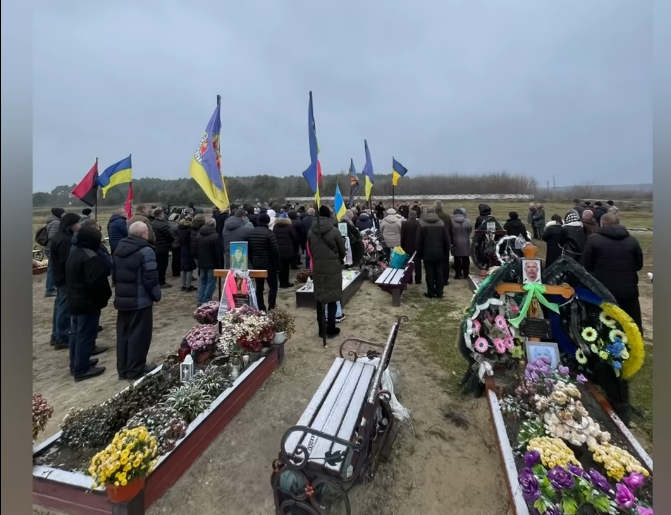 Пішов на фронт заради брата і Батьківщини: на Волині попрощалися з Героєм Олександром Шумом