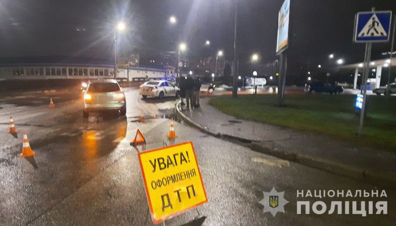 У Луцьку на Карпенка-Карого водій «мазди» на переході збив жінку