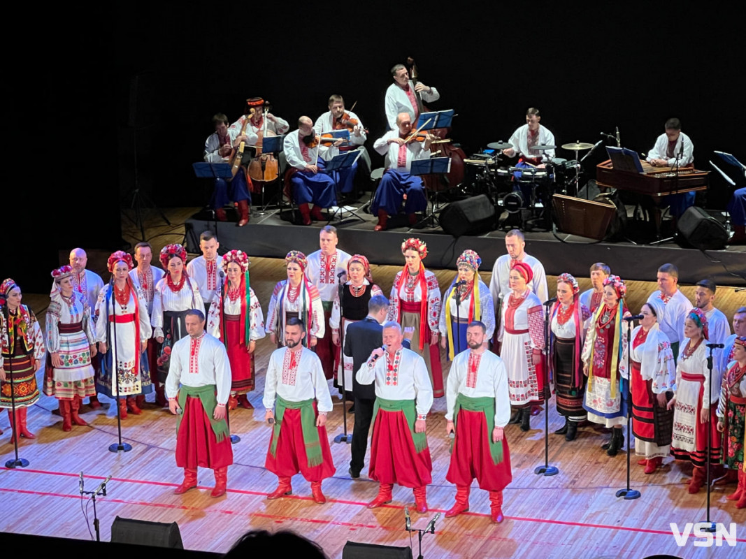 Хор Верьовки у Луцьку: феєричний ювілейний концерт «Піснею єднаєм покоління»