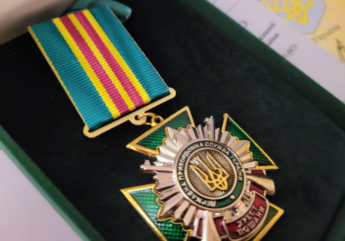 Допомагає фронту та виховує сімох дітей: волинянка отримала дві почесні відзнаки
