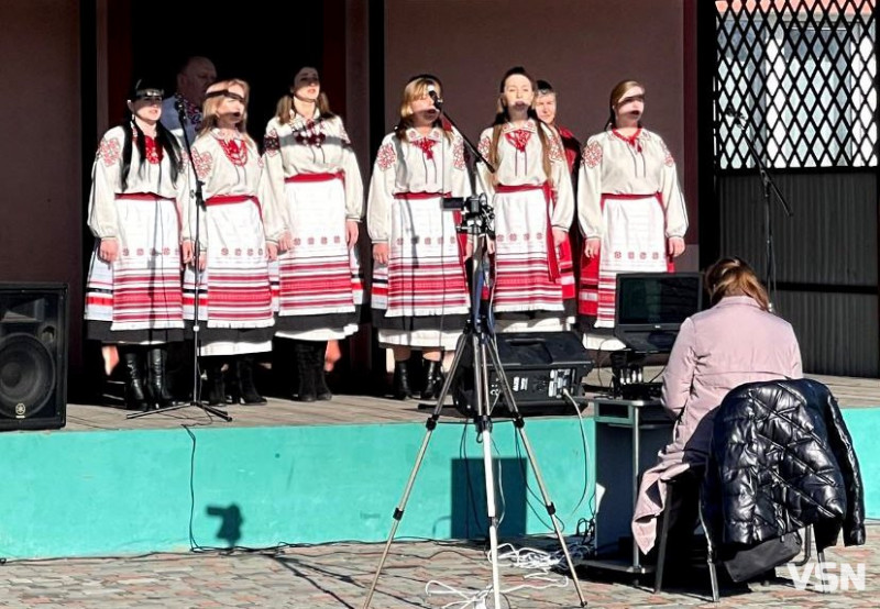 На Волині у прикордонній громаді на благодійному святі зібрали майже 95 тисяч гривень для ЗСУ