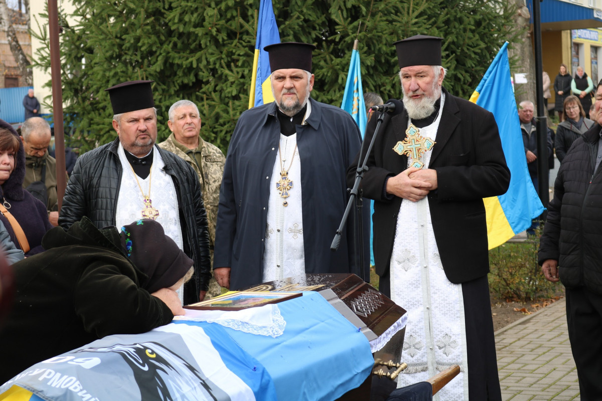 Більше двох років вважався зниклим безвісти: на Волині попрощались з Героєм Сергієм Матвіюком