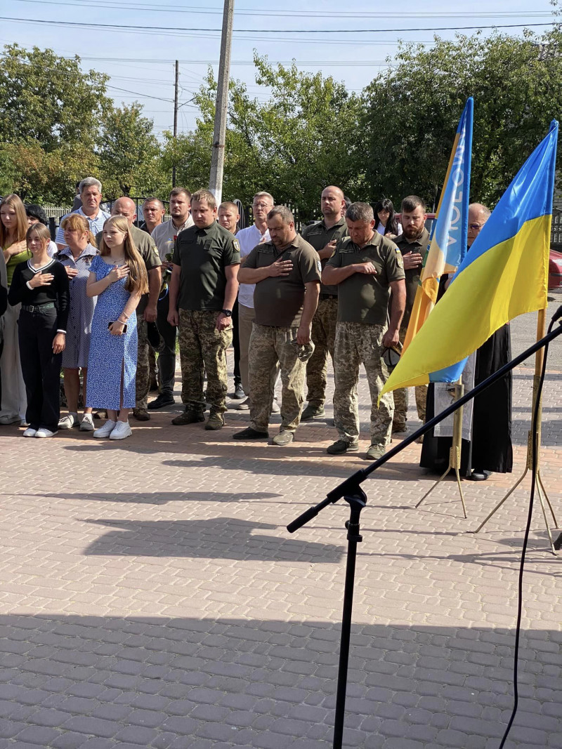 Загинув за Україну: на Волині відкрили меморіальну дошку полеглому Герою