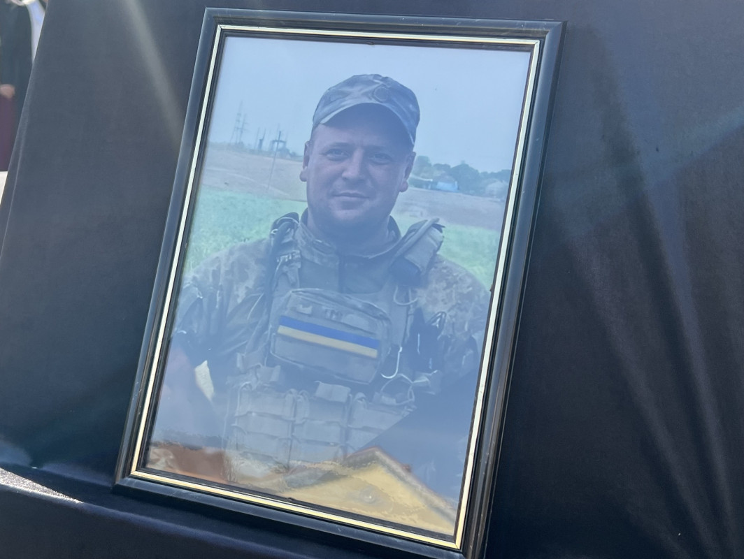 Ковелі у жалобі: громада провела в останню дорогу Героїв — Бориса Нестерука та Олександра Кратюка