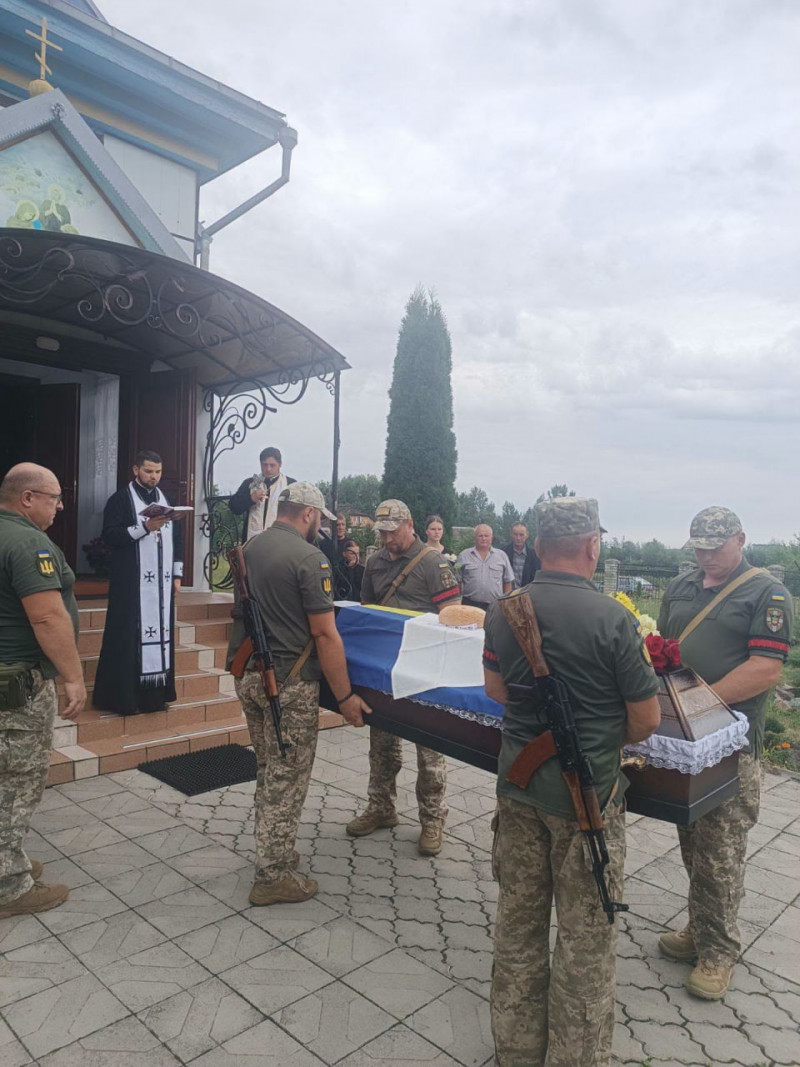 На Волині попрощалися із захисником Юрієм Засєкіним, якого тривалий час вважали зниклим безвісти