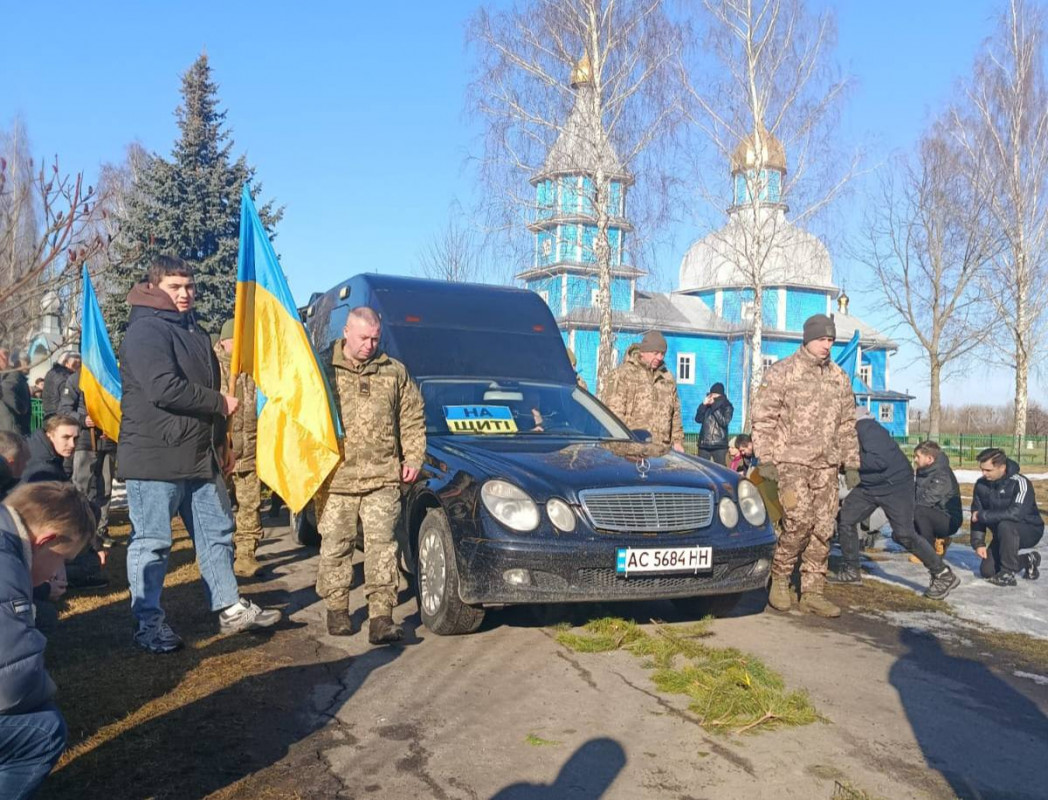 На Волині попрощалися з Героєм Валерієм Калапуцом