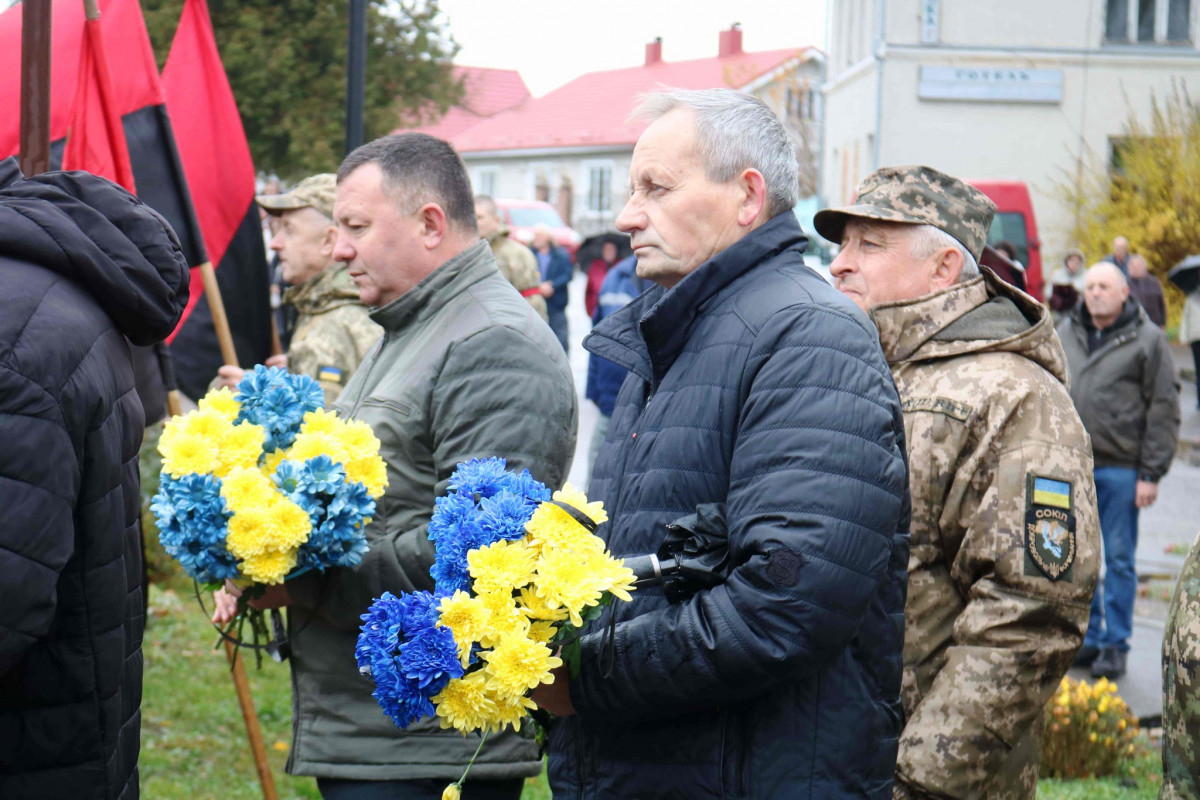 Довгий час вважався зниклим безвісти: на Волині попрощалися з Героєм Валентином Боском