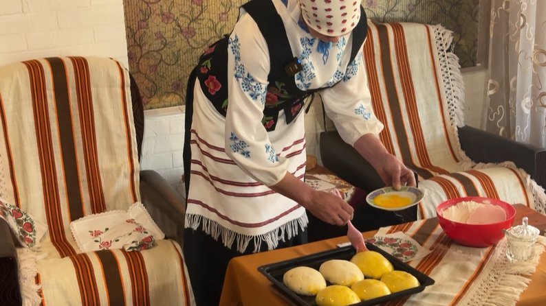 Пироги з цукровими буряками та вишнями: на Волині зберегли унікальний родинний рецепт