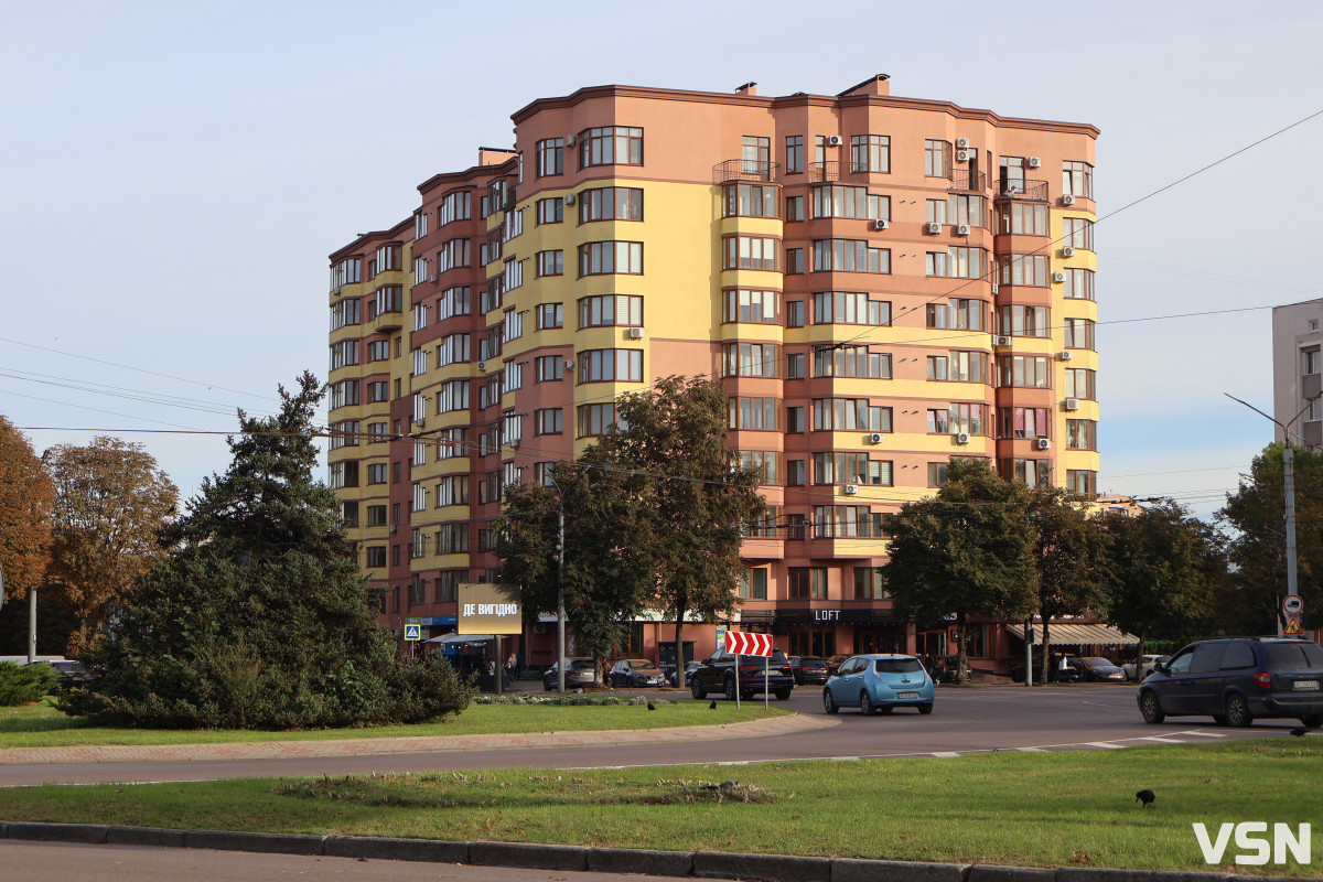 Як у Луцьку наносять розмітку, щоб на дорогах було менше аварій: інтерв’ю з Павлом Мазилюком