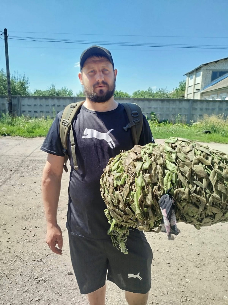 Кілька днів повз до своїх, а ворожий дрон скидав міни: історія неймовірного порятунку прикордонника з Волині