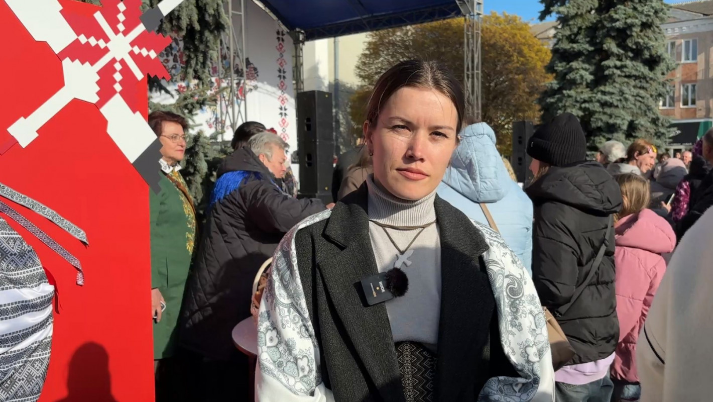 На Волині до Великодня спекли гігантську 200-кілограмову паску