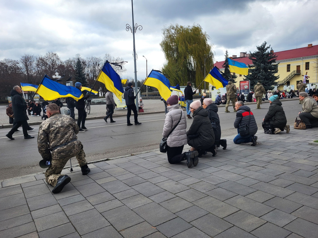 У день запланованого весілля вирушив на останнє бойове завдання: на Волині попрощались із Героєм Олегом Богдадюком