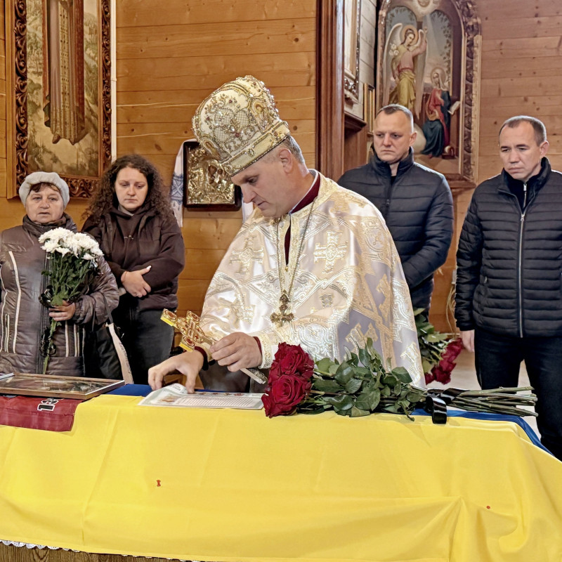 Два роки невідомості: на Волині попрощалися з 32-річним воїном, загибель якого підтвердила ДНК-експертиза