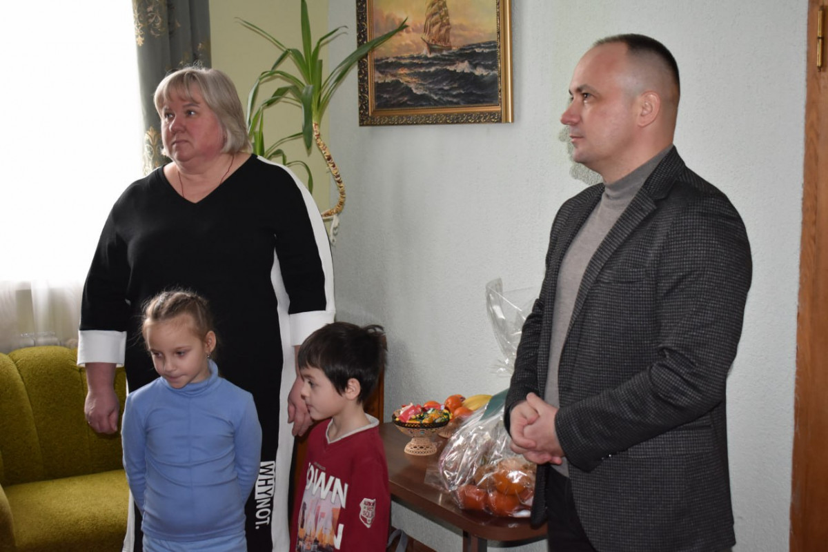 Найменшому - 6 років, старшим - по 15: на Волинь евакуювалися родина, яка виховує дев’ятьох прийомних дітей