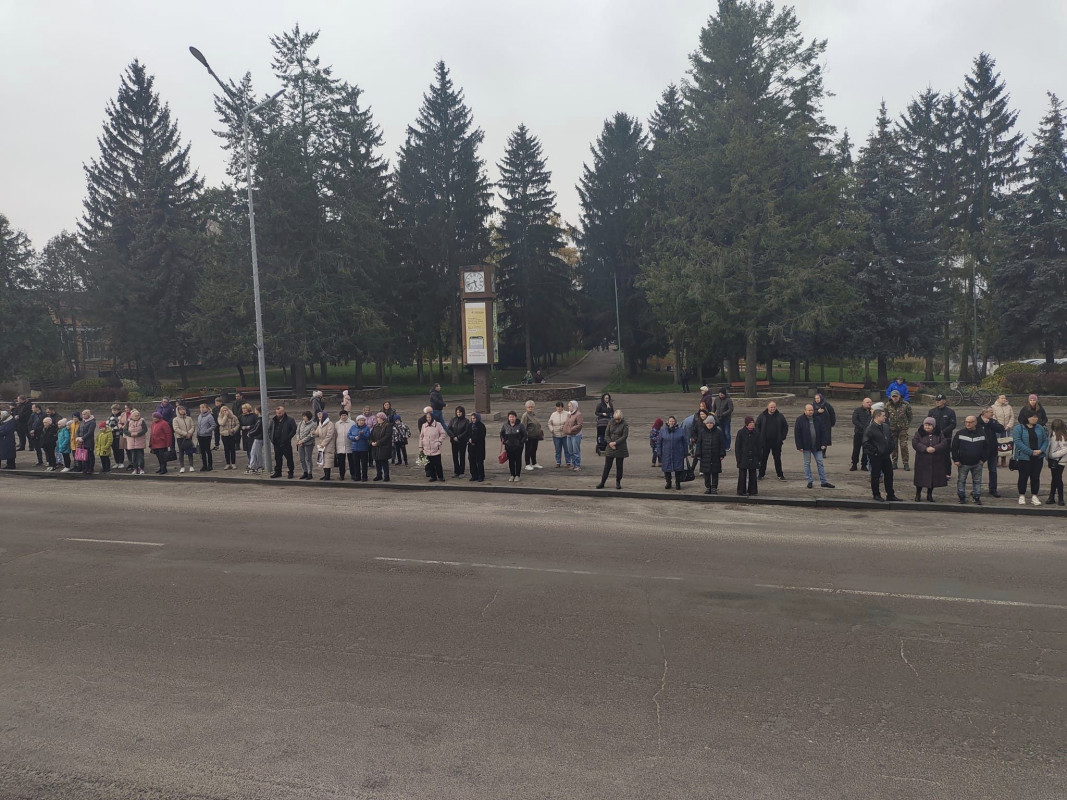 Два сини залишились без батька: на Волині попрощалися із Героєм, який майже місяць вважався зниклим безвісти