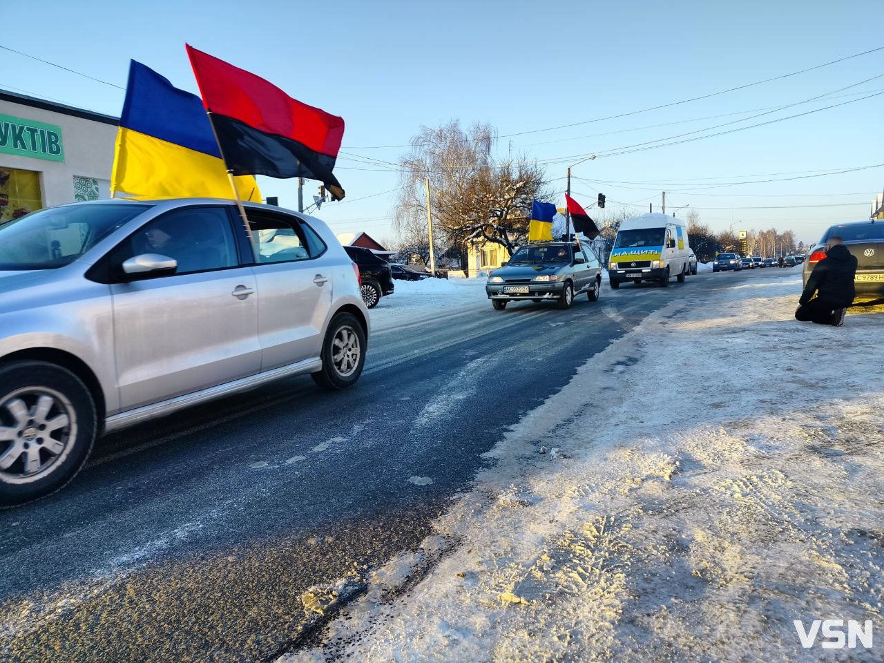 Дорога додому, сповнена болю: Волинь зустріла «на щиті» воїна Валерія Демуся