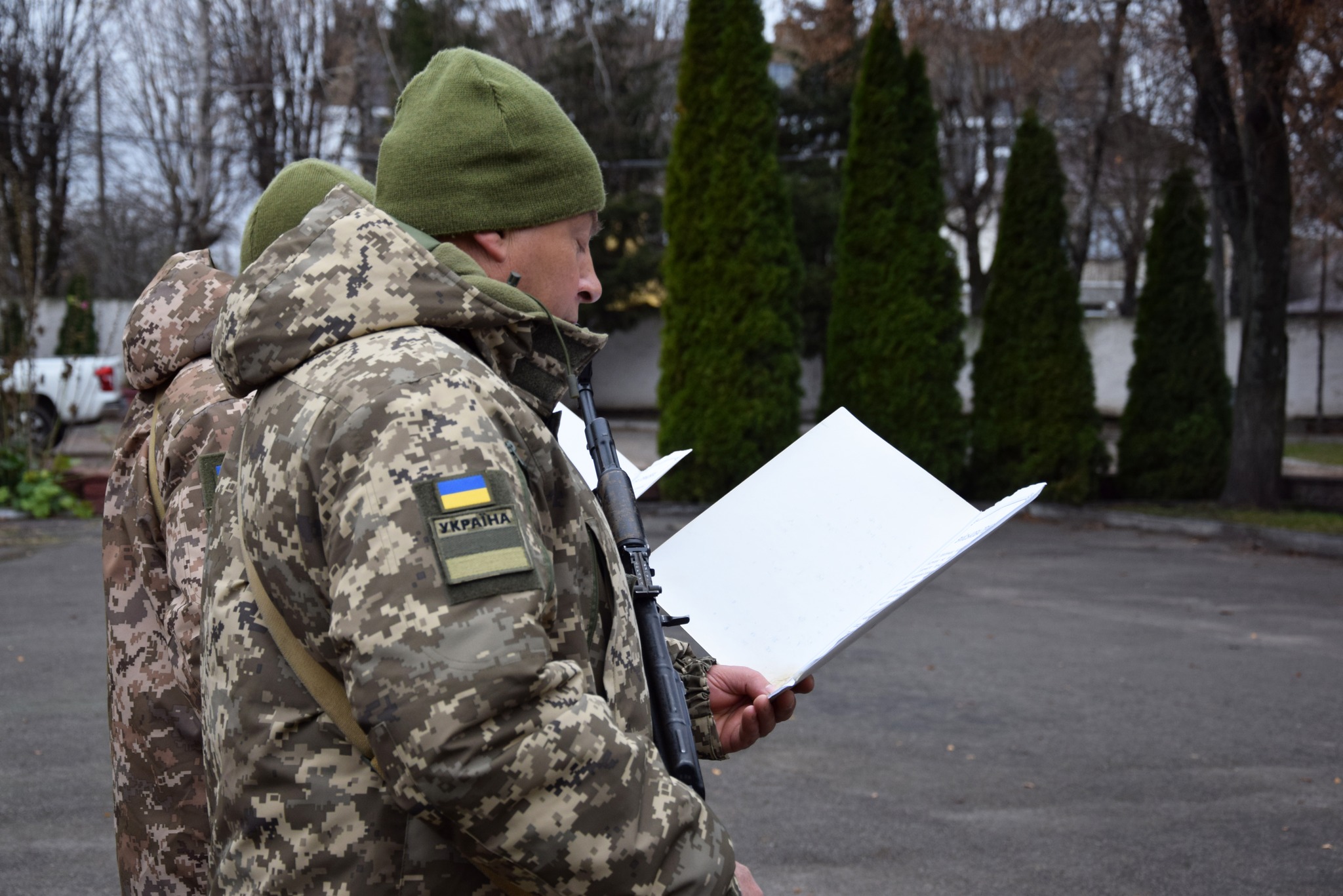 На Волині рекрути-прикордонники склали присягу: серед них 54-річний майстер карате