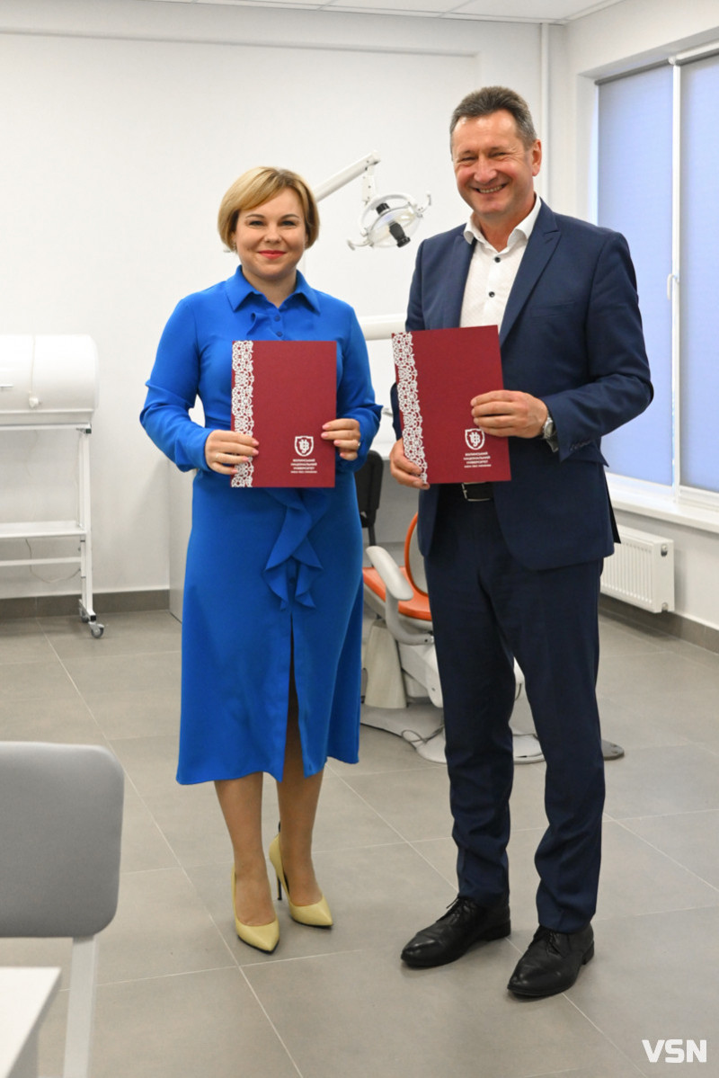 ВНУ підписав угоду про співпрацю з Луцькою міською стоматполіклінікою. Фото