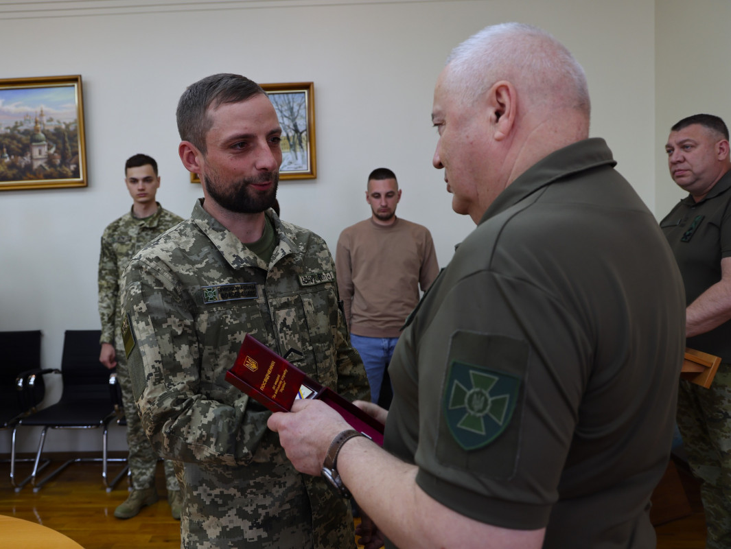 Колишній реабілітолог і майстер із заводу: прикордонники з Волині отримали бойові нагороди