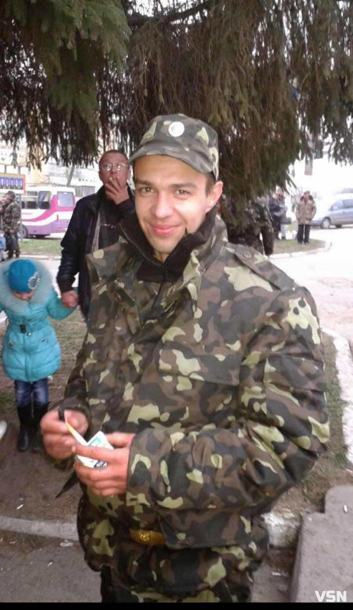 Після поранення міг більше не йти на війну, але там залишились його хлопці, яким був і за тата, і за маму: спогади про Героя з Волині Олександра Малєва