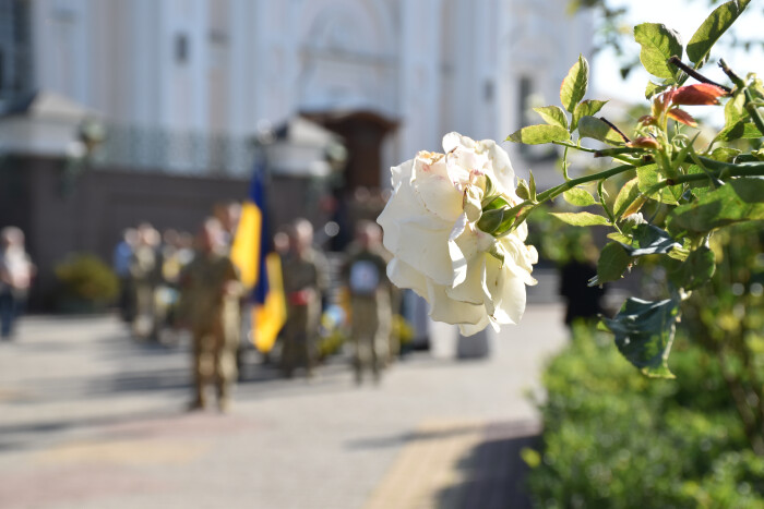 Загинув у Миколаєві: у Луцьку попрощалися з Героєм Юрієм Петровським
