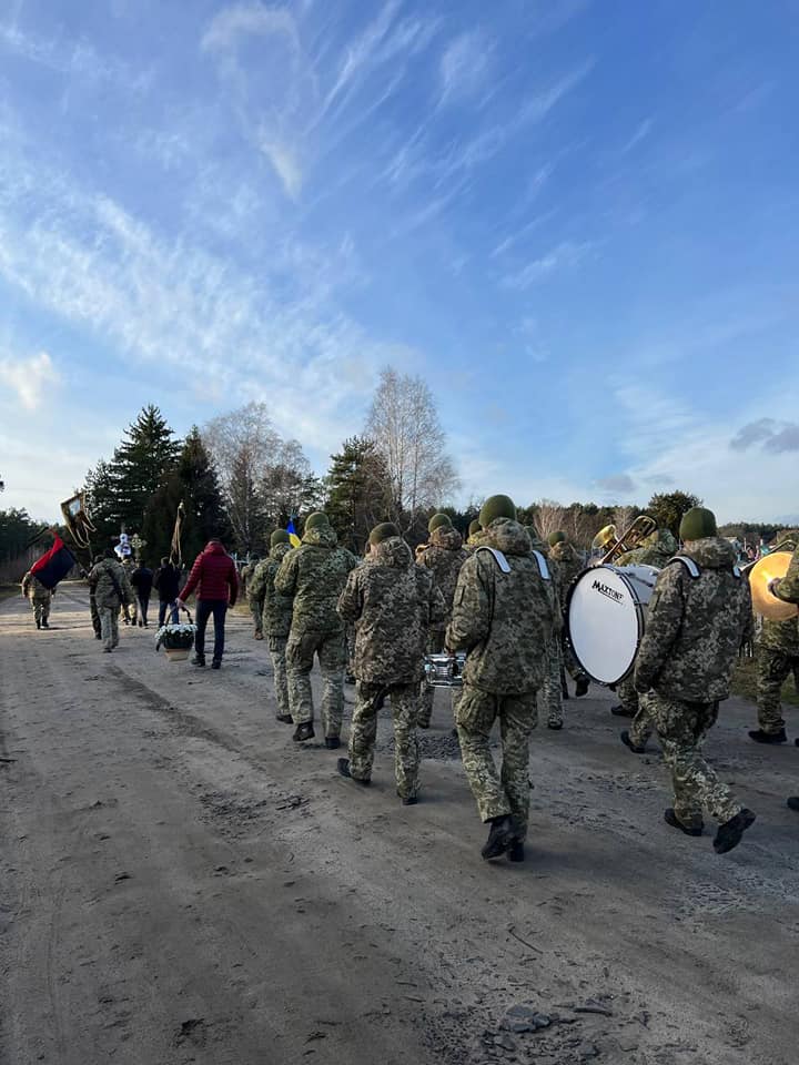 У переддень Нового року на Волині попрощалися із Героєм, який понад рік вважався зниклим безвісти