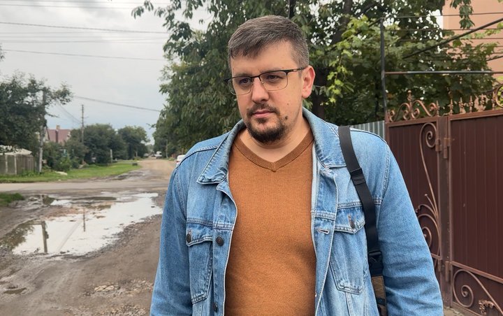 У Луцьку жителі півтора року просять відремонтувати розбиту дорогу