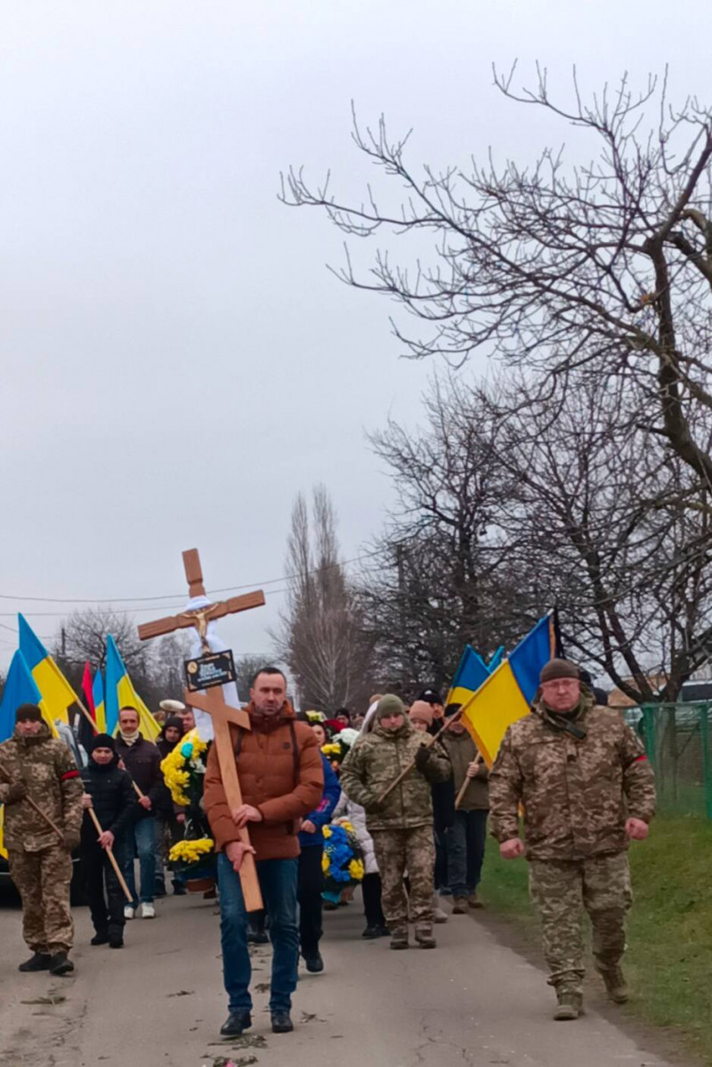 Майже півтора року тривоги та надії змінила гірка правда: на Волині попрощалися з Героєм Вадимом Гризіним