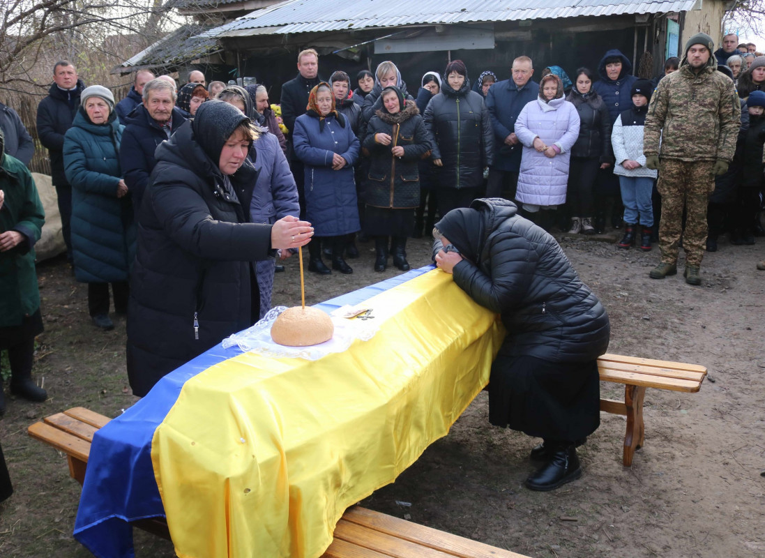 Навіки 28-річний: на Волині попрощались з Героєм Миколою Зубом