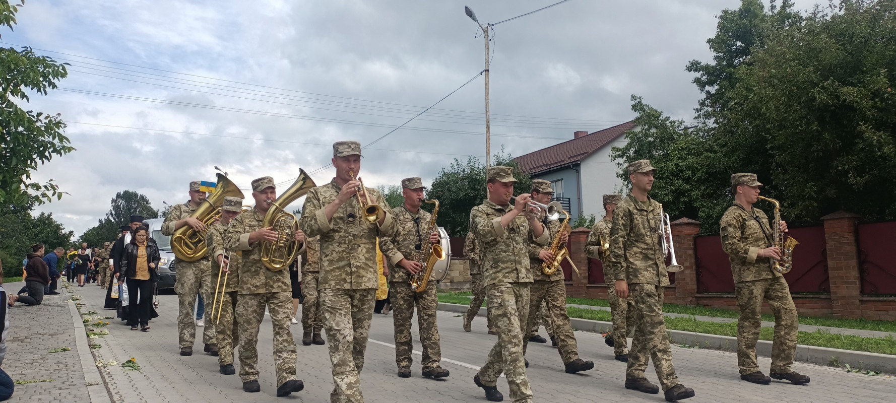 3-річна донечка втратила батька: на Волині віддали останню шану молодому Герою Гнату Валеру