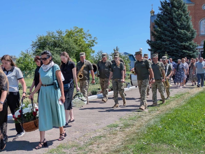 На Волині попрощалися із загиблим Героєм Миколою Кузнєчихіним