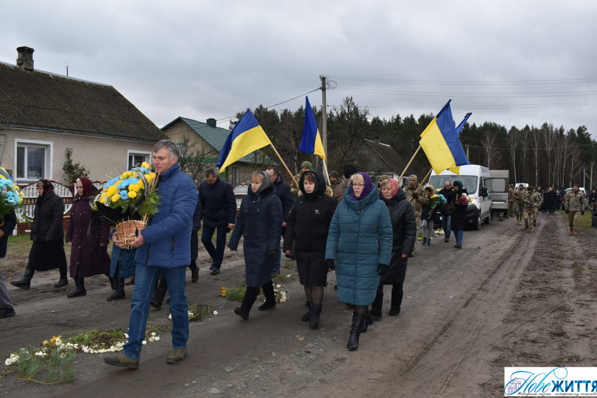 Побратими називали його безсмертним: на Волині попрощалися з Героєм Сергієм Бубалом