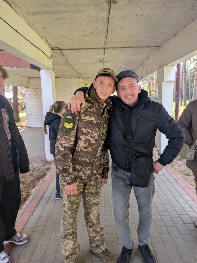 Загинув за два місяці до весілля: історія військового з Волині, який по кілька годин відбивав рої ворожих дронів