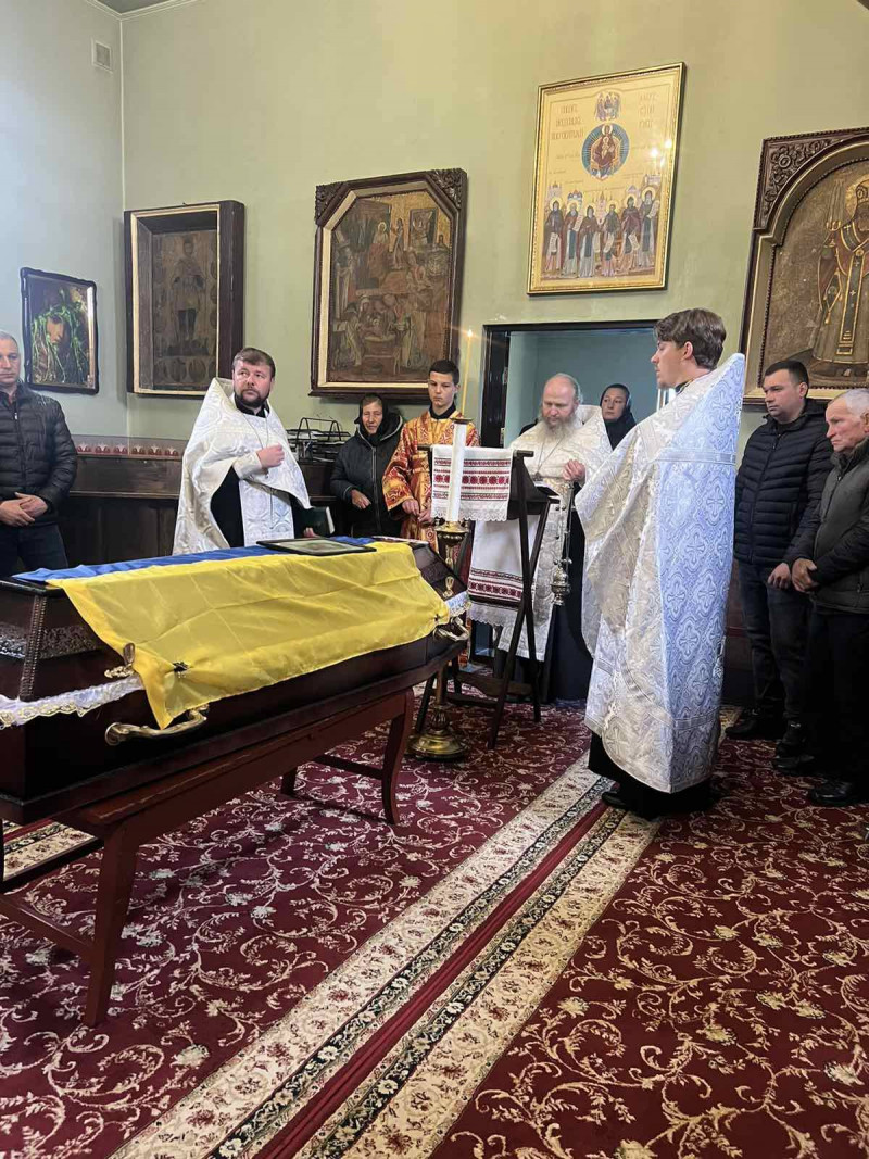 Понад пів року вважався зниклим безвісти: на Волині попрощалися з воїном Петром Яскичем