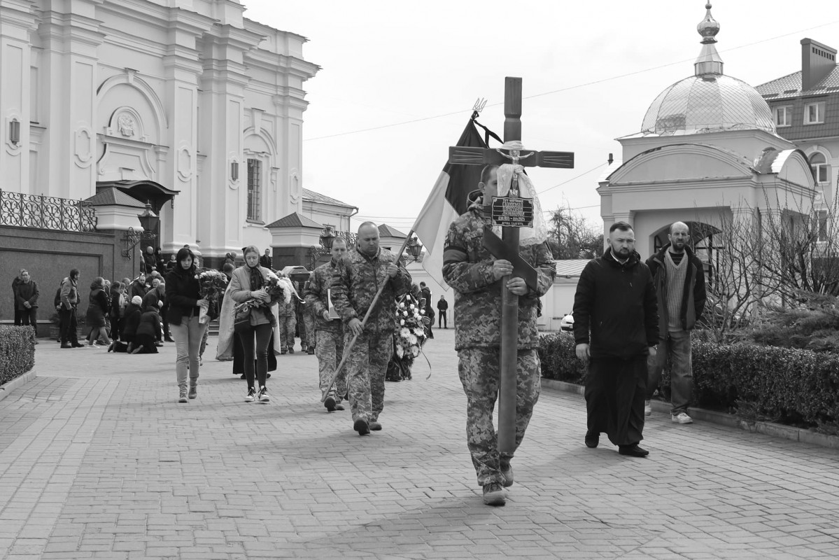 У Луцьку попрощалися із Героєм Олександром Сідорським, який загинув на Харківщині