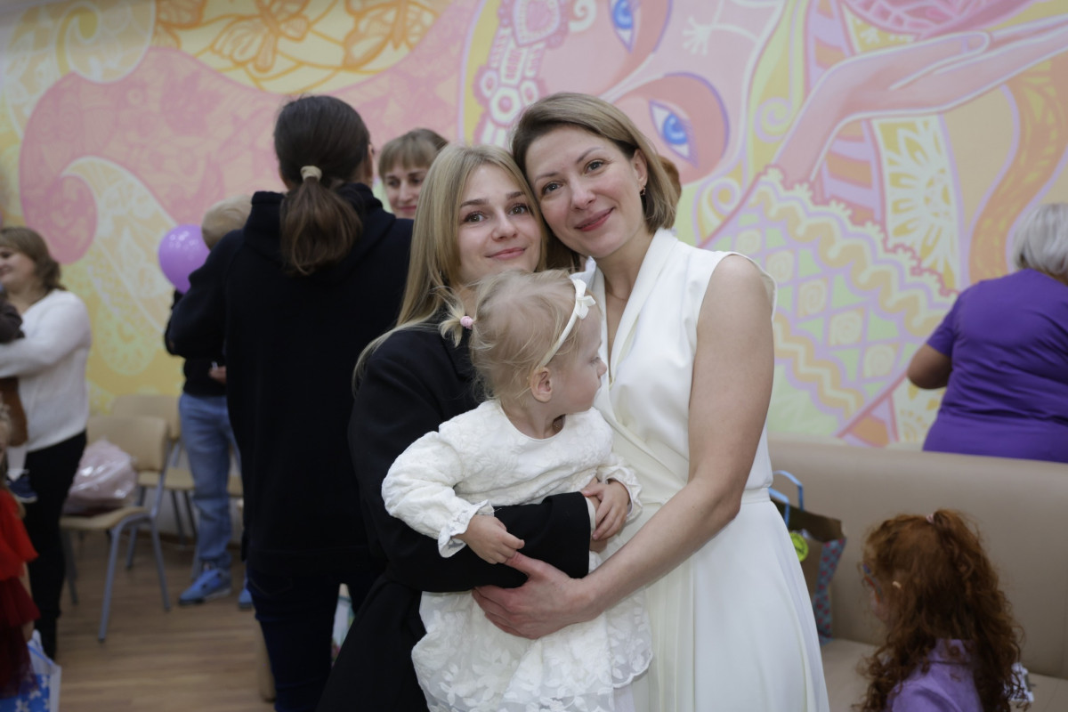 «Всю в трубочках і датчиках»: волинські медики виходили дівчинку, яка народилася з вагою лише 710 грамів