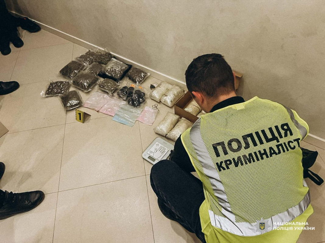 Мільйонні прибутки і майже 60 кг психотропів: волинян викрили у масштабному наркобізнесі